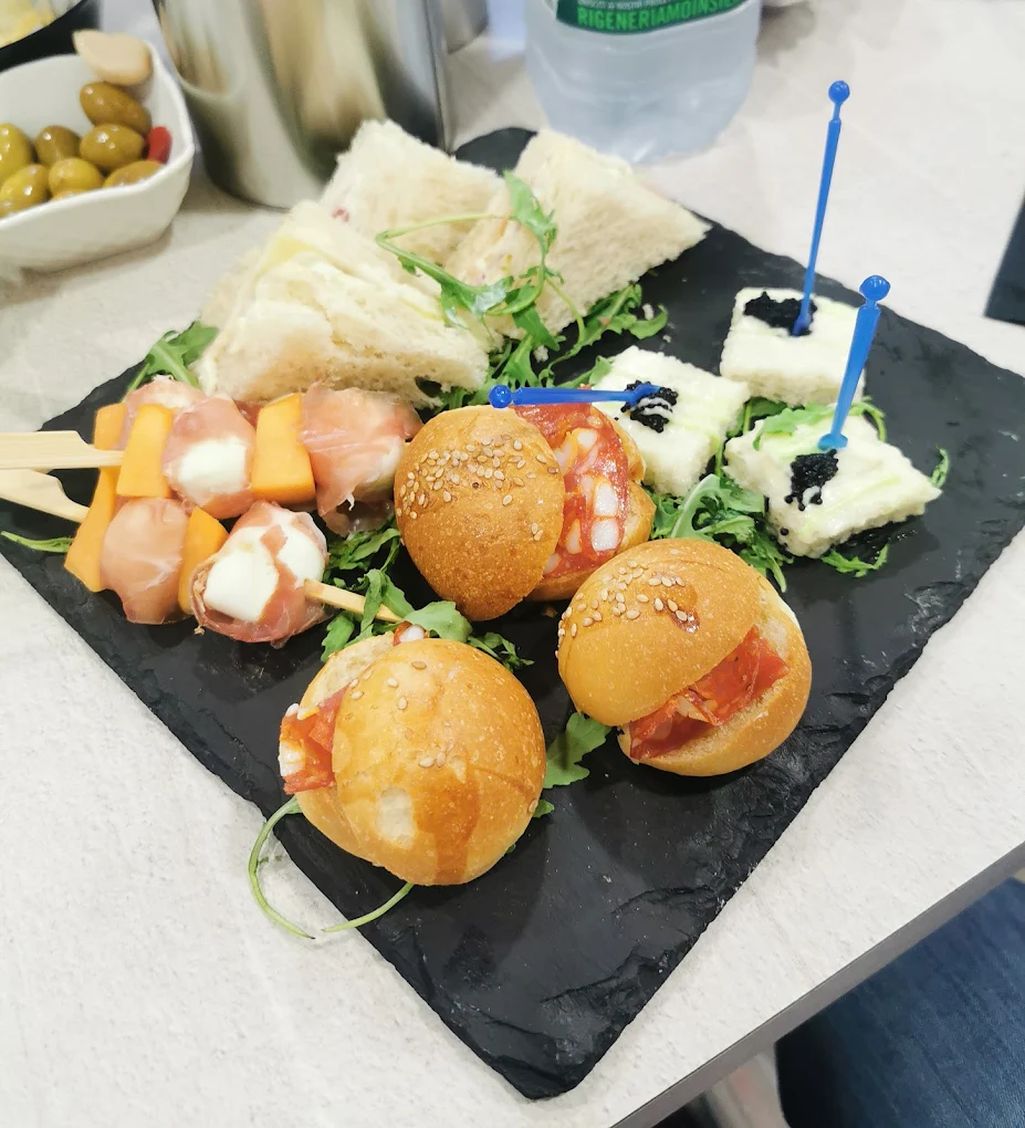 Cocktail bar tardo orario a Messina