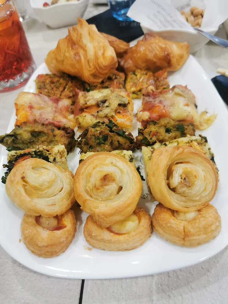 unnamed (50) Bar colazioni e aperitivi a Messina